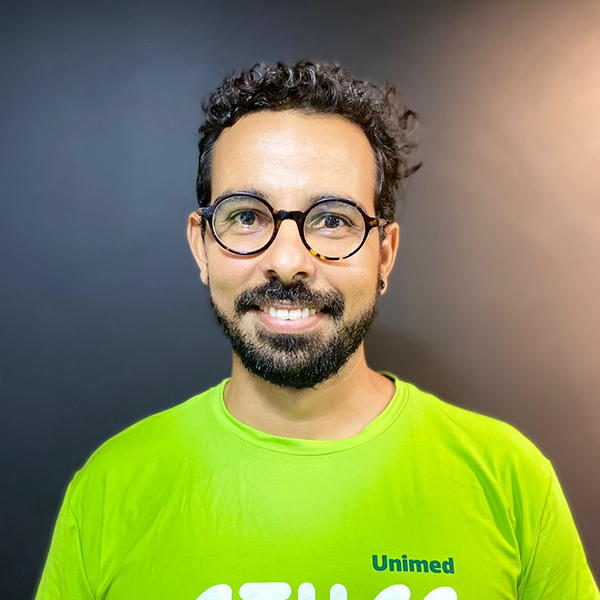 Foto do professor Eduardo Parente